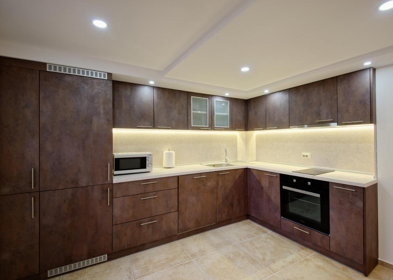 Къща За Гости Relax Hisarya Exterior photo